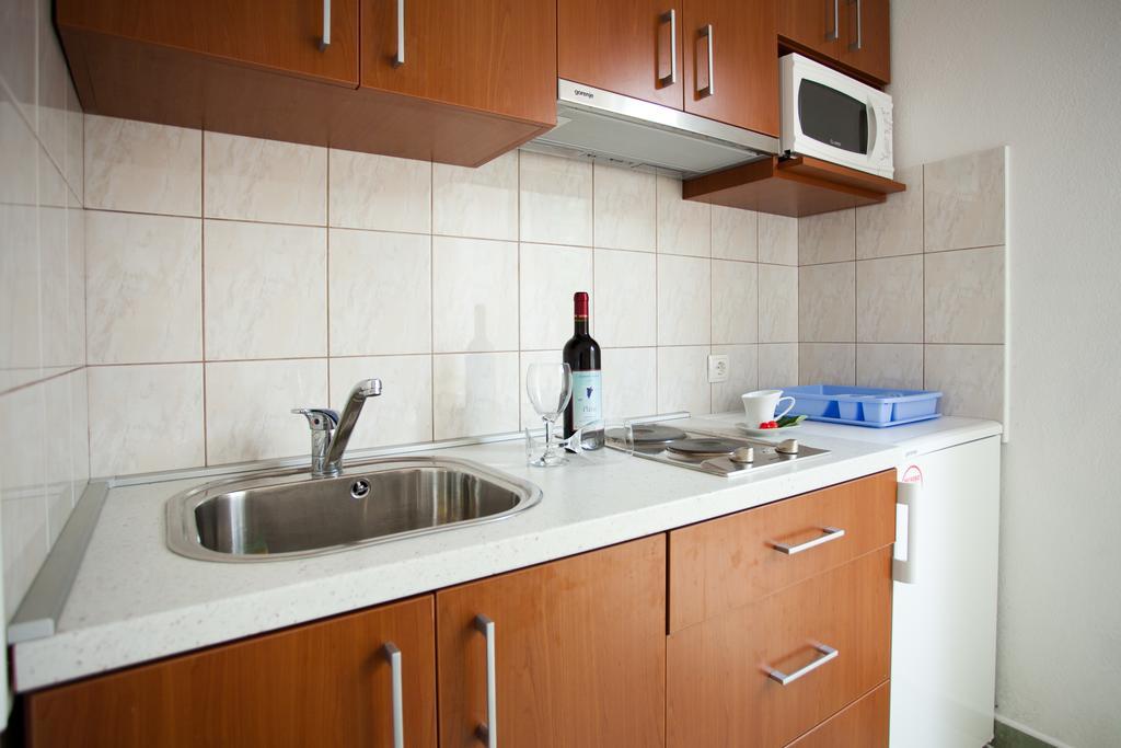 Apartment Sangaleti Lastovo Exterior photo